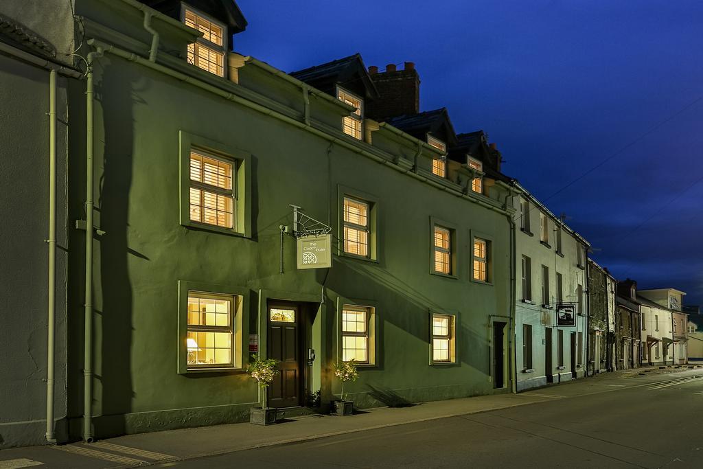 The Coach House Brecon Hotel Exterior photo